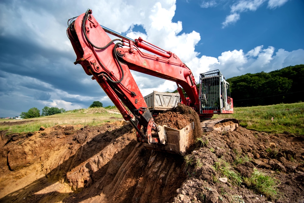 What Is the Difference Between Excavation and Digging